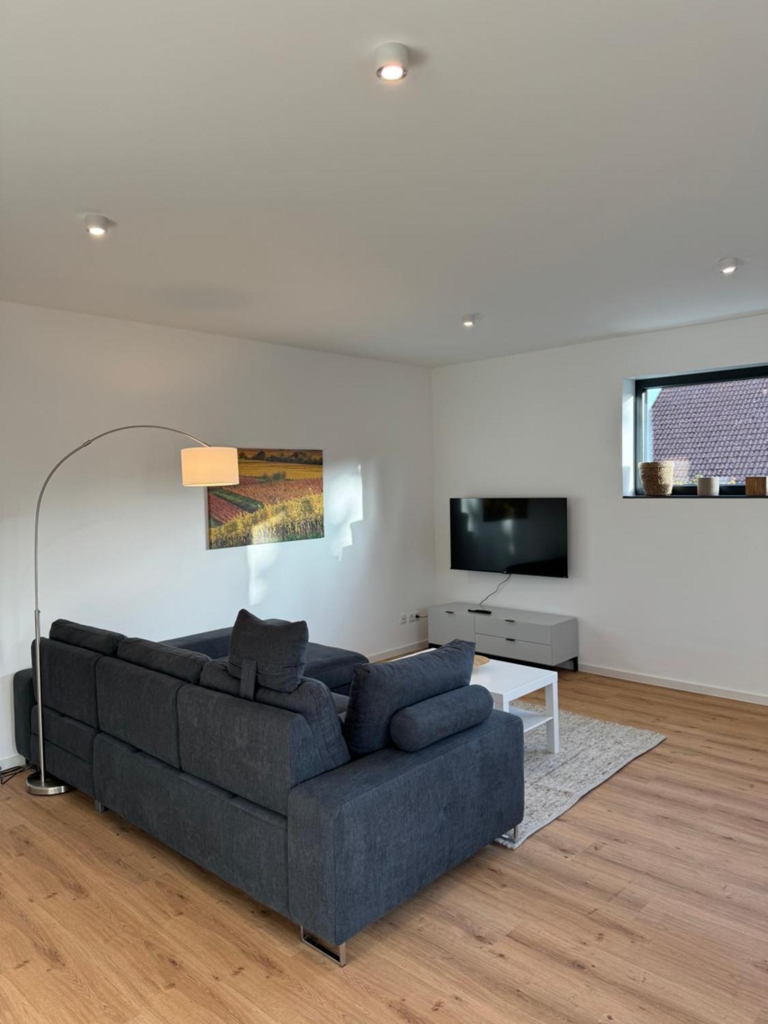 Moderne Ferienwohnung Mit Terrasse, Grill & Privatparkplatz Venningen Exteriér fotografie